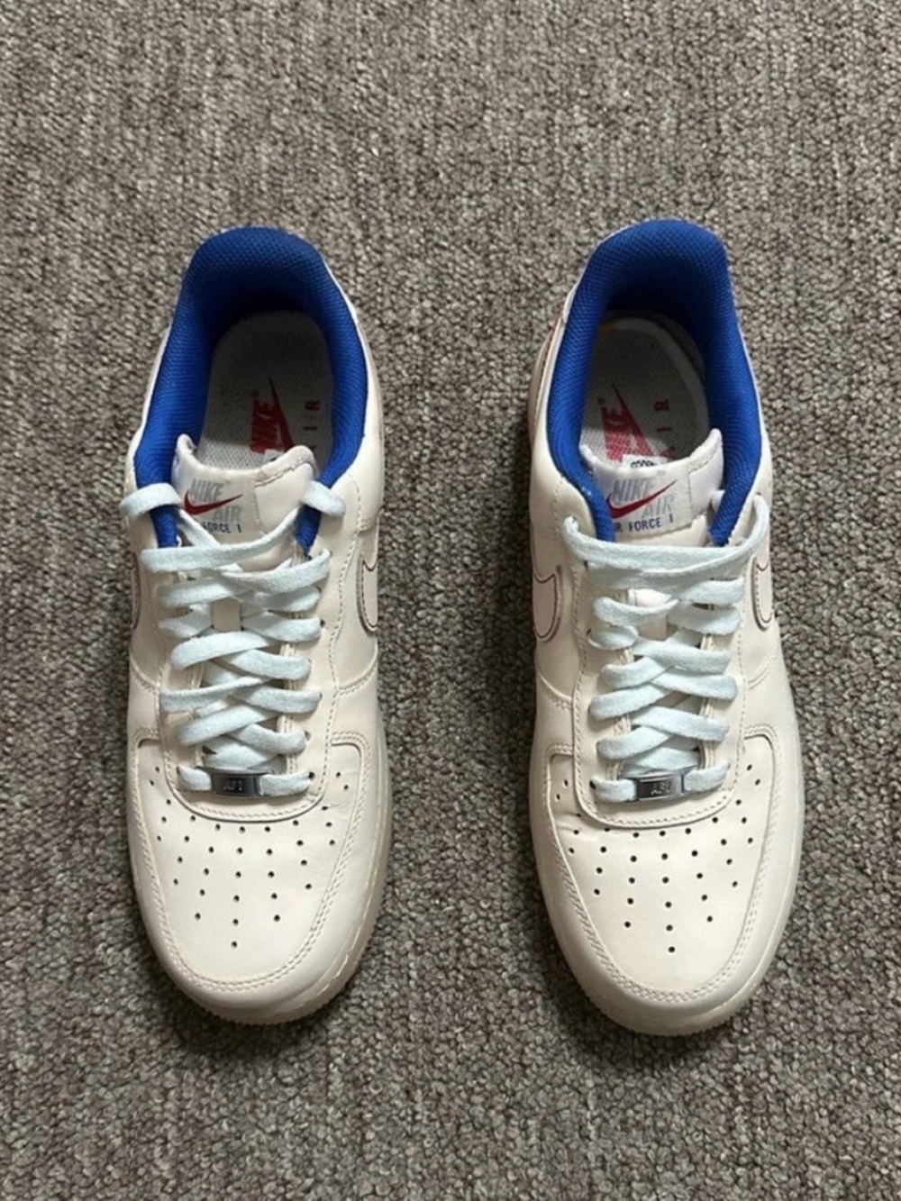 Nike Men’s Air Force 1 Low White with Blue Liner